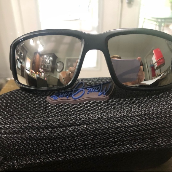 Maui Jim Plano Sunglasses - Picture 4 of 6